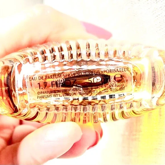 Elizabeth Taylor Black Pearls Perfume - Picture 4 of 4